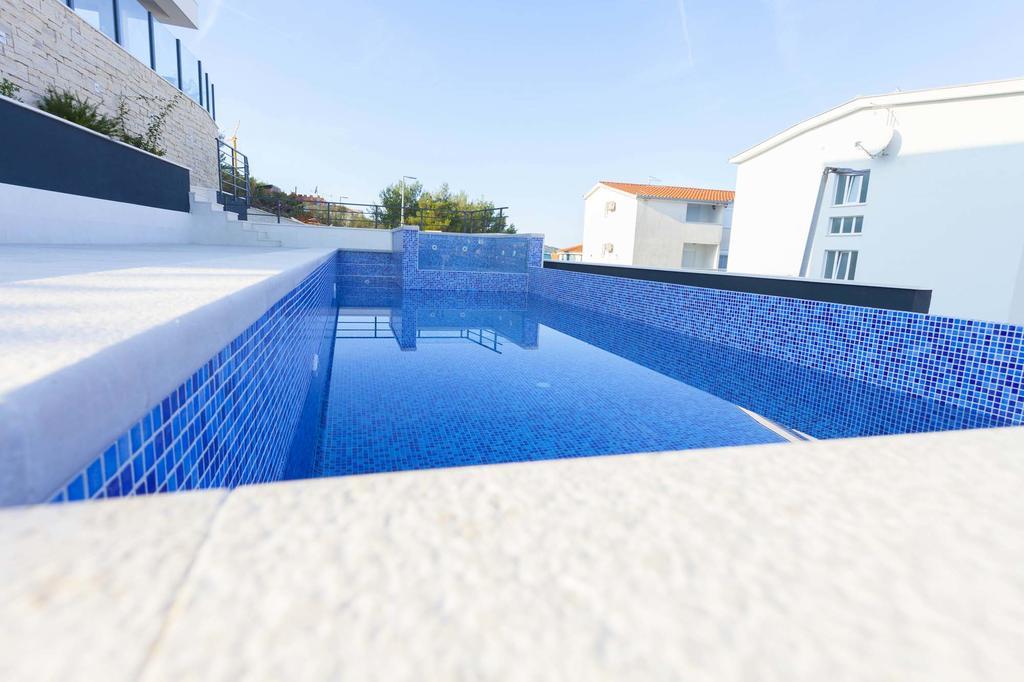 Apartment Solis Okrug Gornji تروغير المظهر الخارجي الصورة